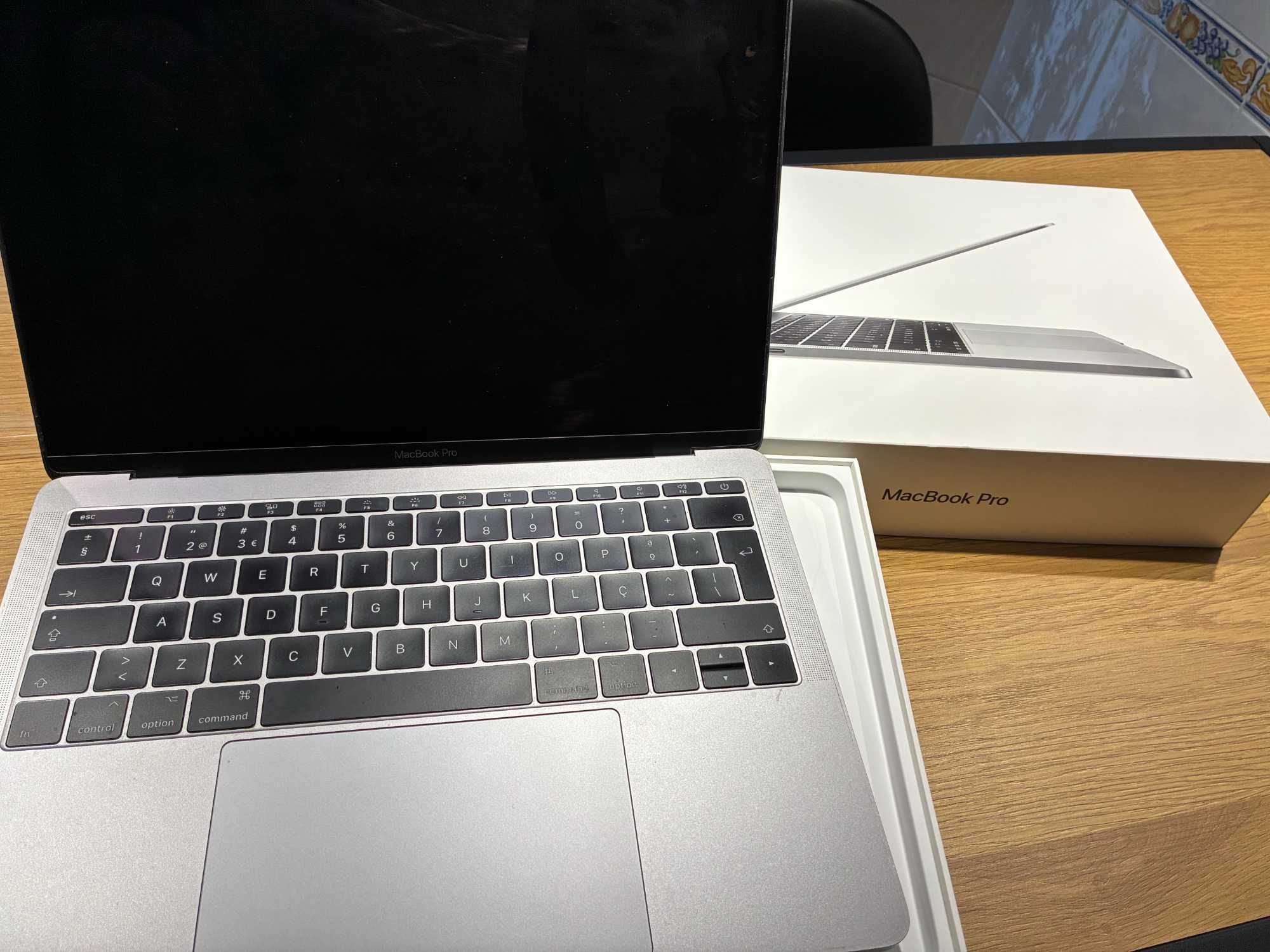MacBook Pro 13 - Ecrã com avaria