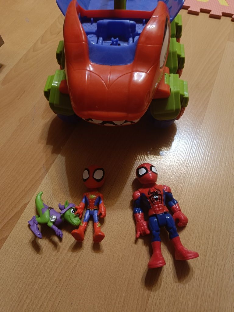 Spidey i super kumple dinozaur