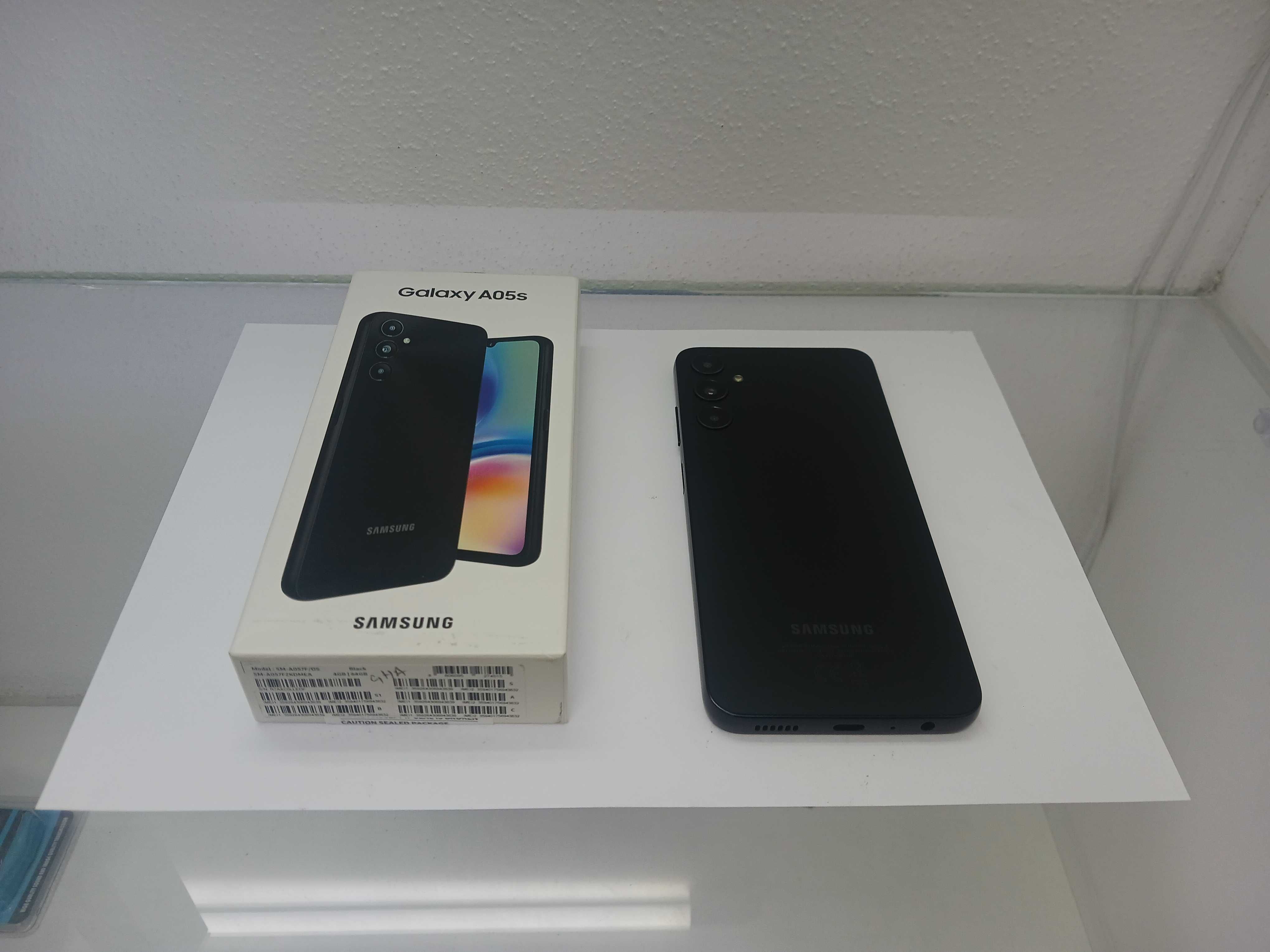 Samsung A05s 64/128GB - SELADO