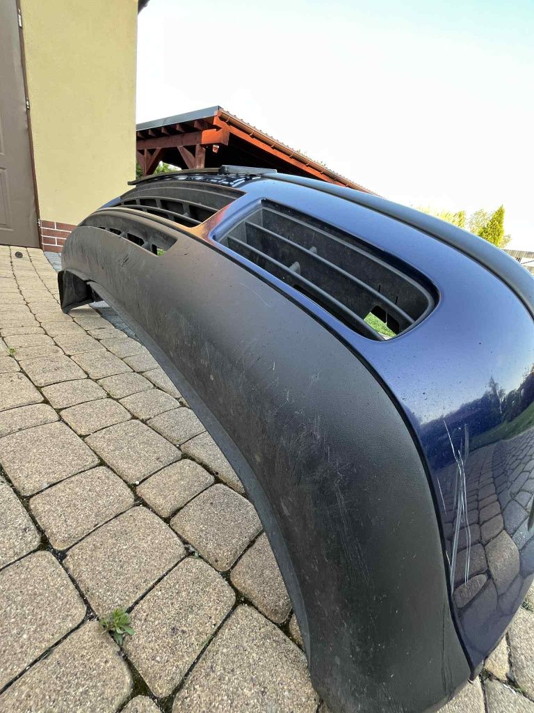 Zderzak przód golf 4