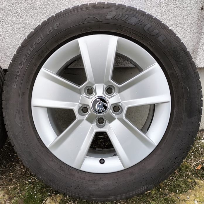 Felgi z oponami Skoda Karoq Yeti SuperB 7x16 ET45 5x112
