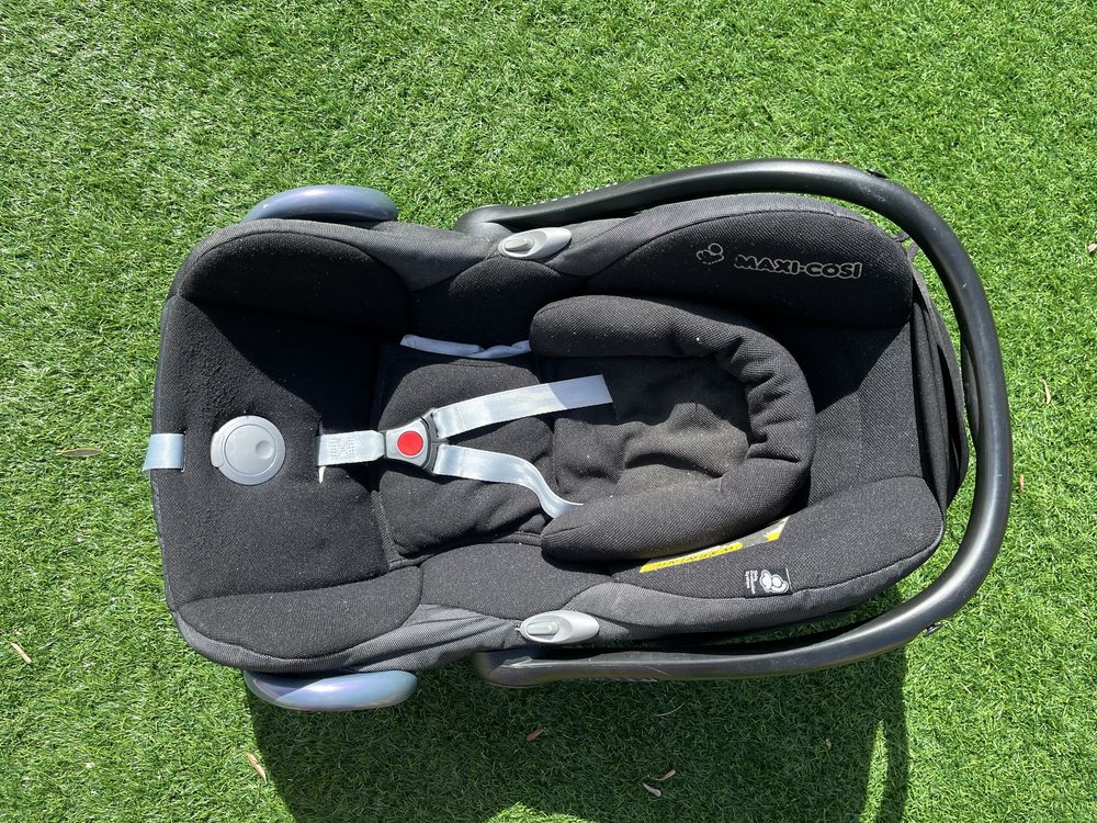 Cadeira Auto MAXI-COSI + base Isofix