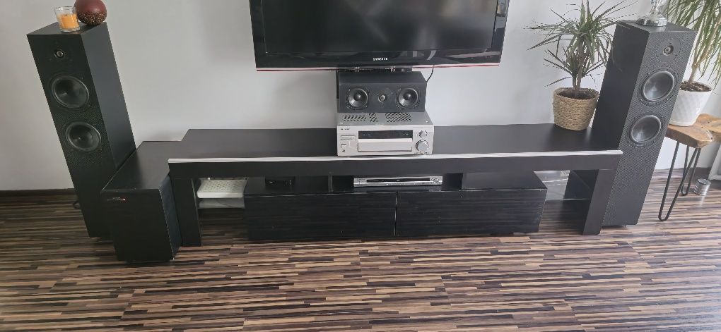 Kino domowe Rubicon i Pioneer i subbuffer Jamo