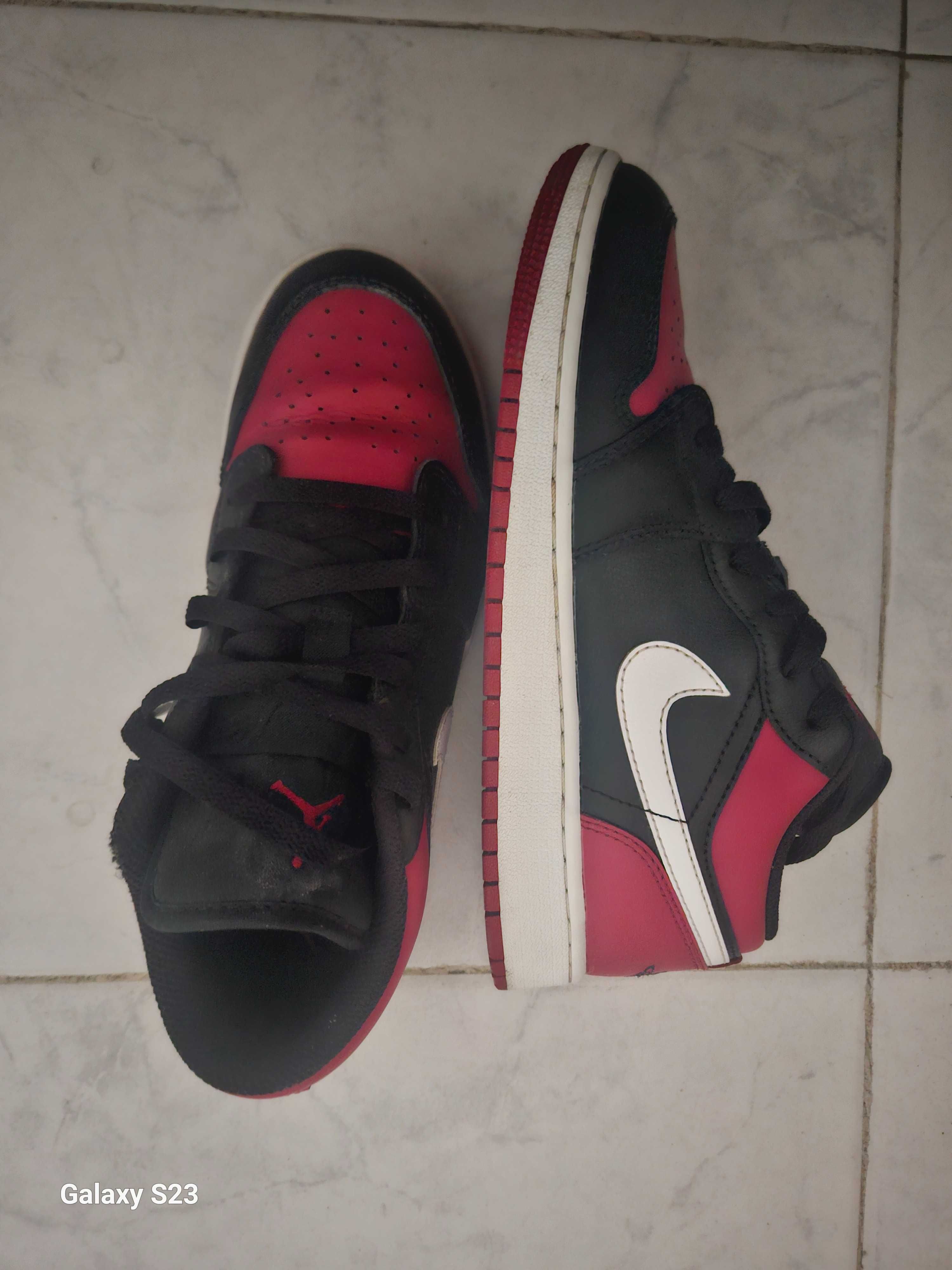Air jordan 1 low black and red