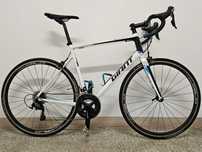 GIANT DEFY 1, Shimano 105, rozmiar L, DT Swiss