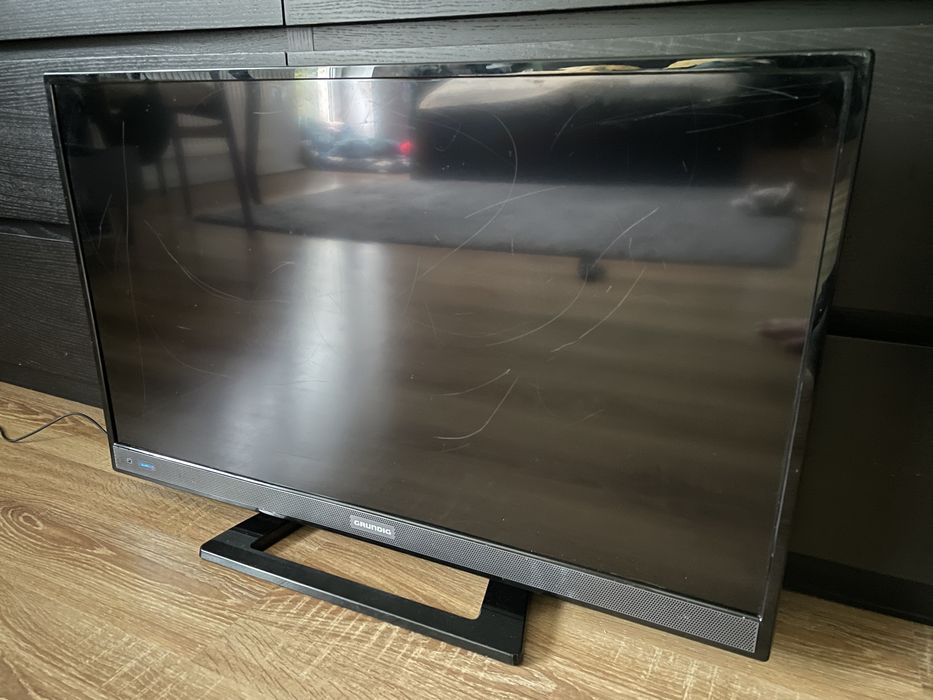 Grundig 32 z mala wada