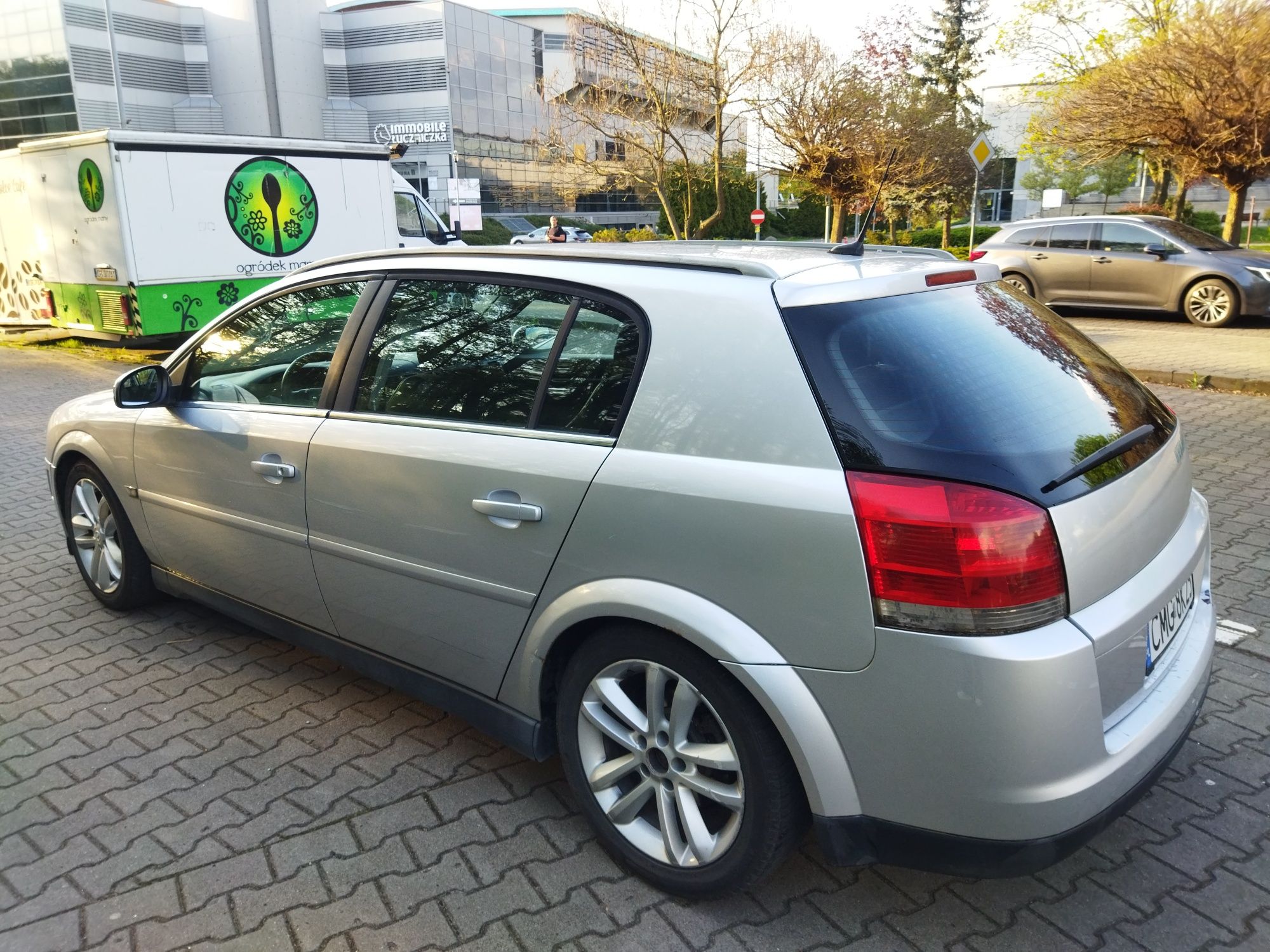 Opel Signum 1.8 z gazem rok 2003 świeży rozrząd