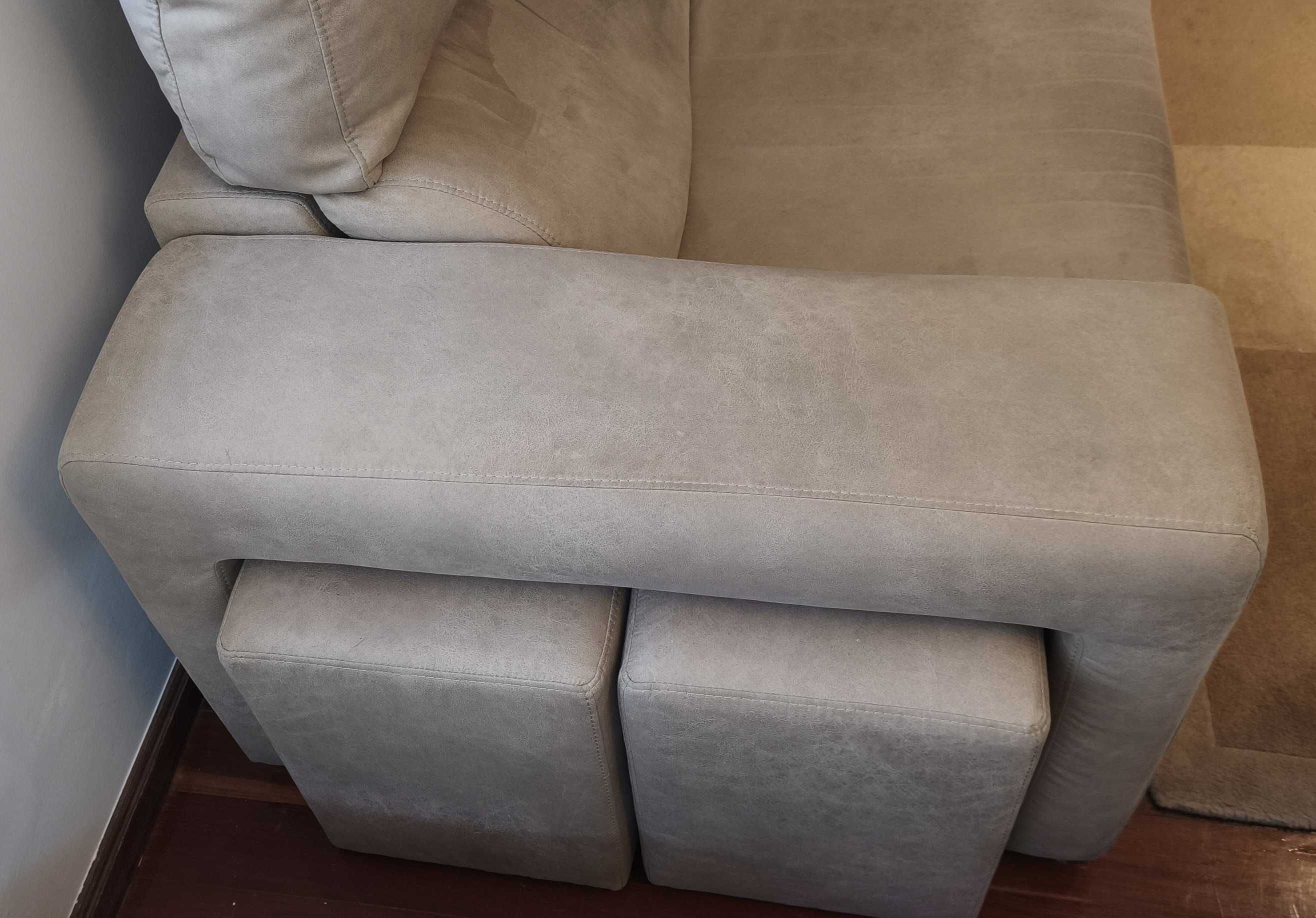 Conjunto de sofás