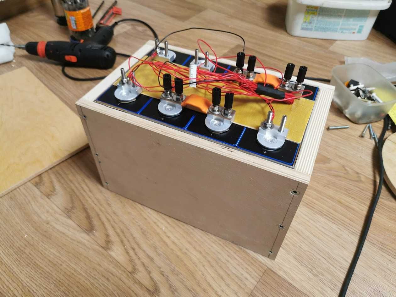 Акумулятор LiFePO4, 12V, 304A.
