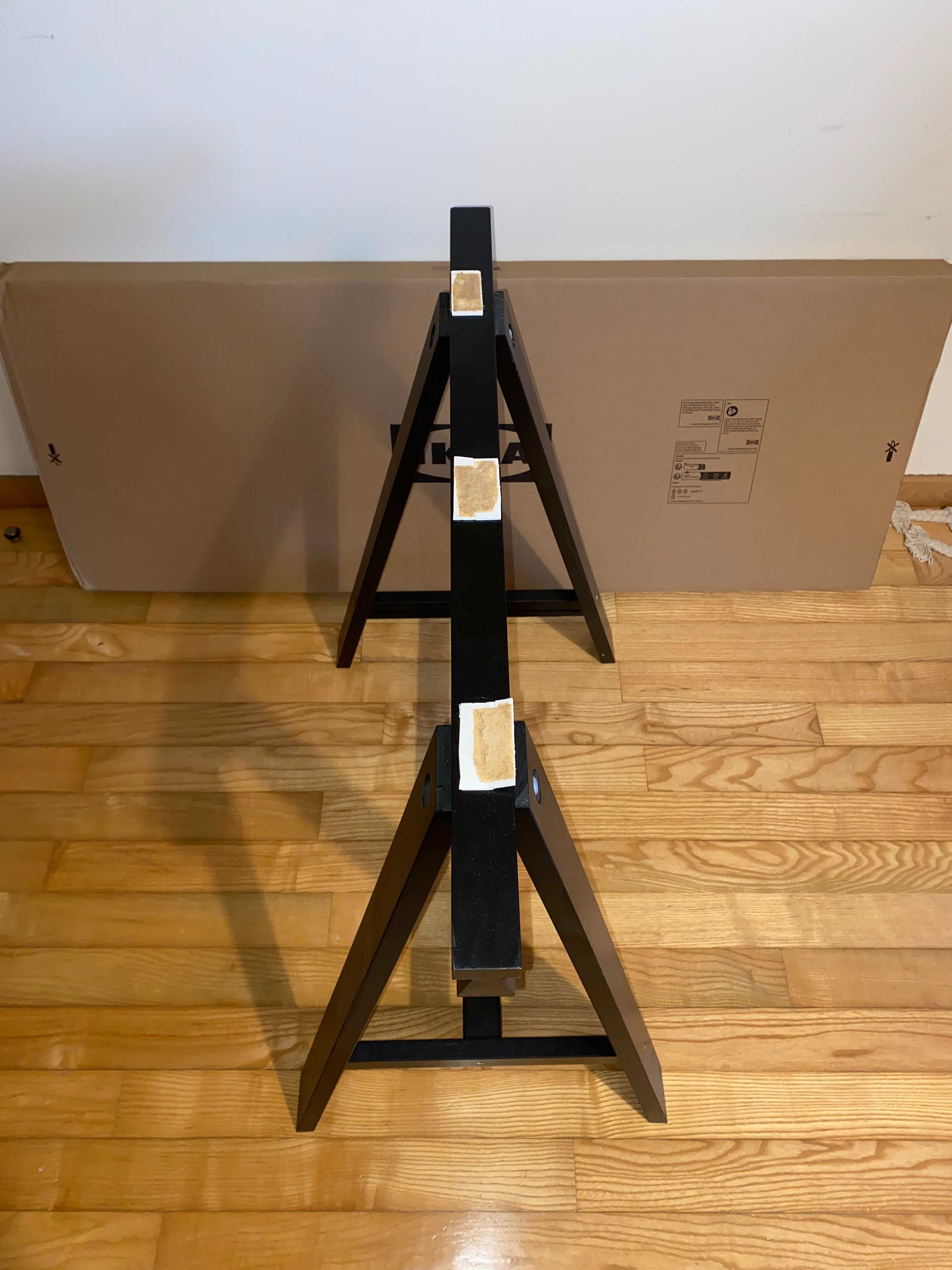 Cavaletes Preto Ikea (Bom estado)