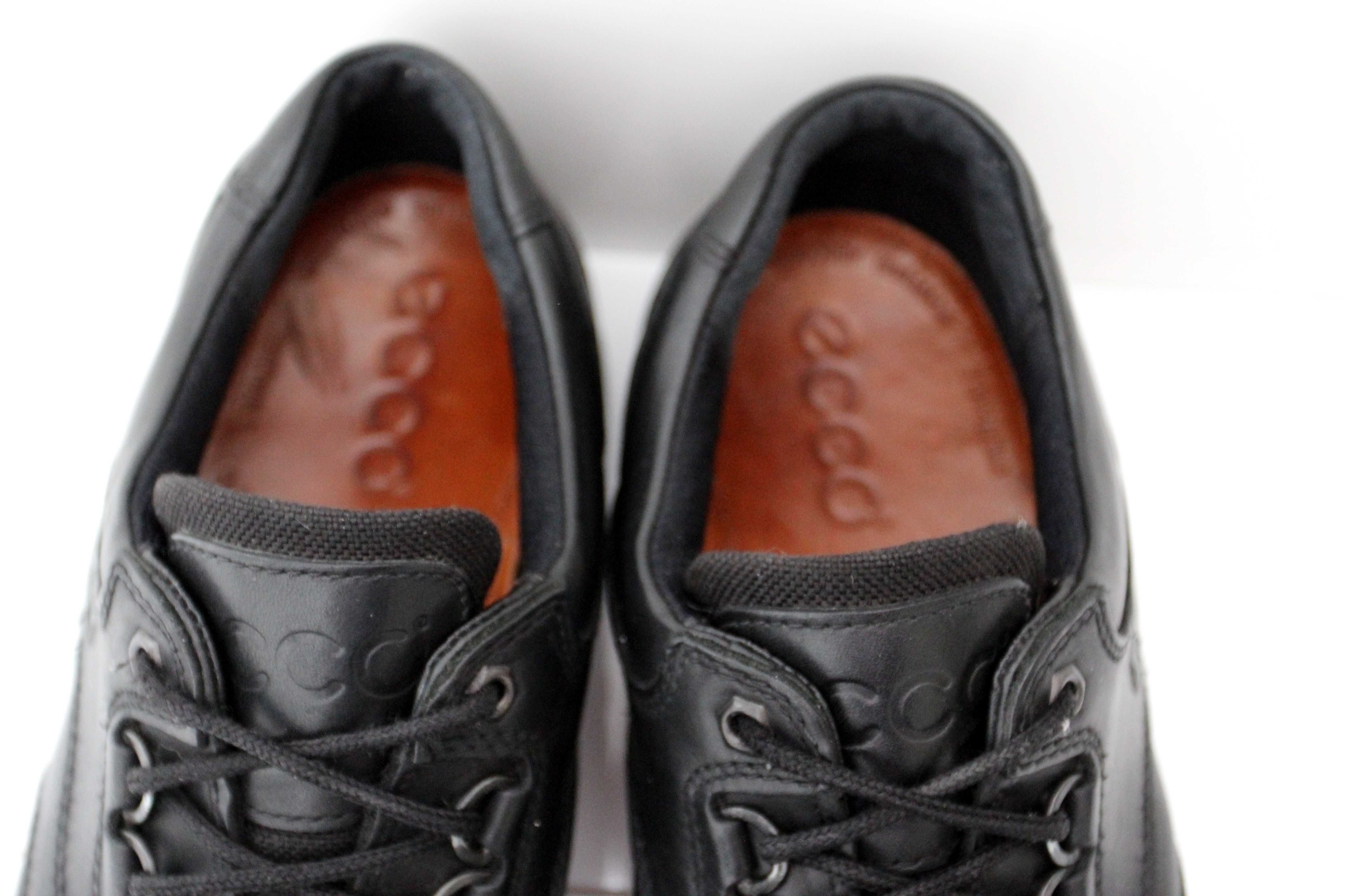 ECCO track gore-tex, skóra bez wad 42