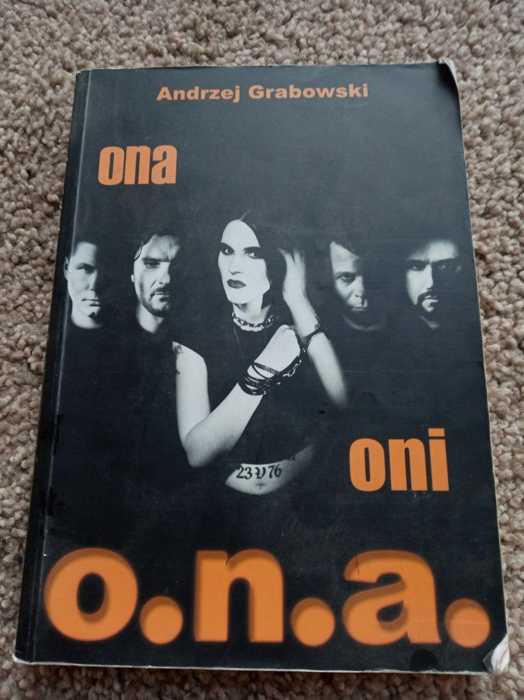 Ona oni o.n.a Andrzej Grabowski książka RM 1000