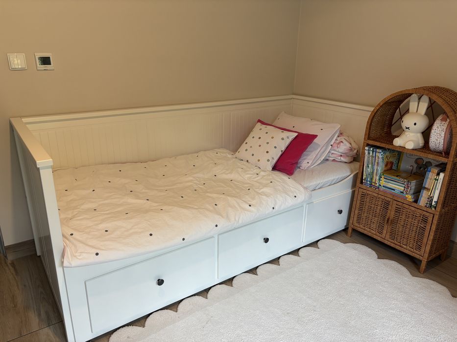 Łóżko leżanka IKEA HEMNES + 2 materace (nowe)
