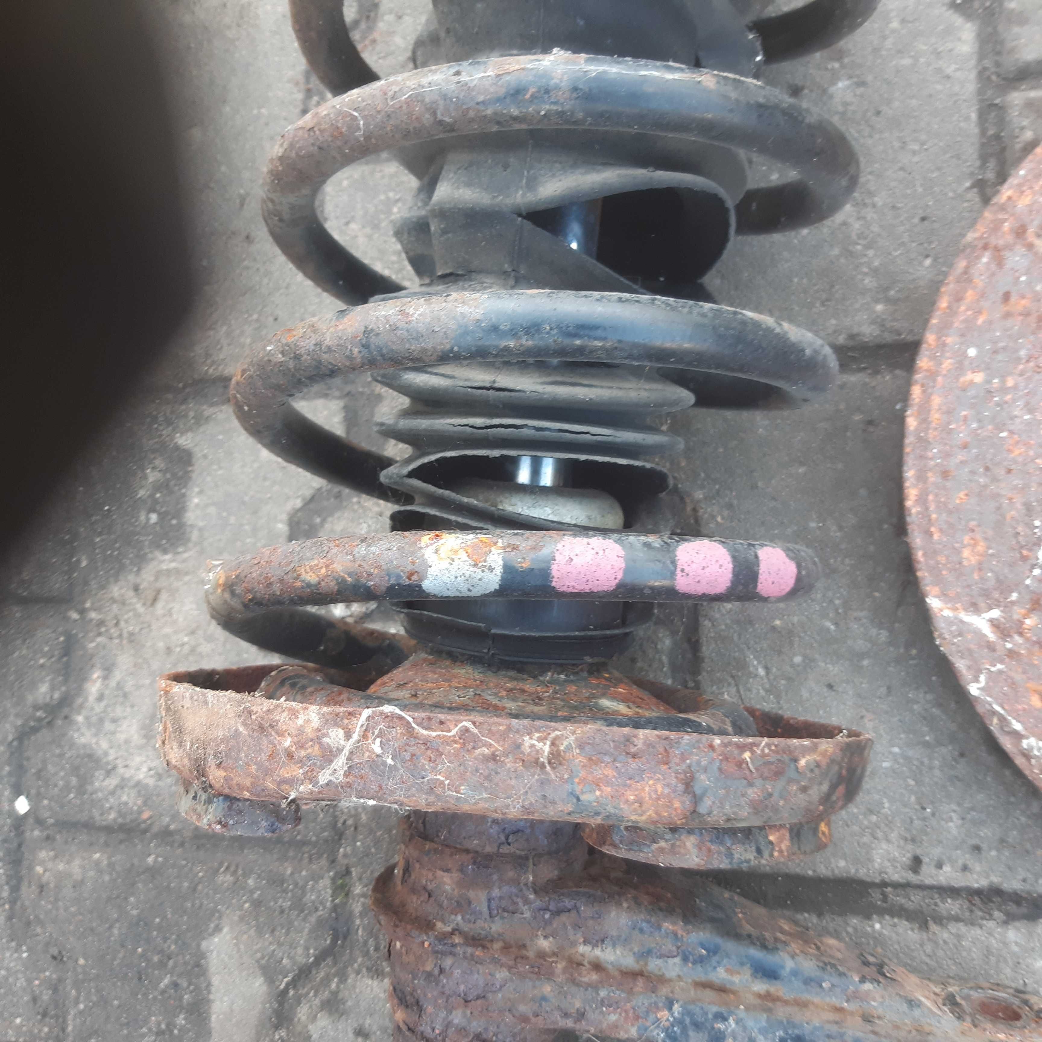 audi v8 d11 ,audi s6 c4 ,S4 c4 ,2,2 turbo 20v  macpersony hamulce hp2
