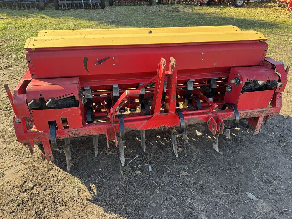 Сівалка зернова анкерна Навісна з міндобривом 2м JUKO 200