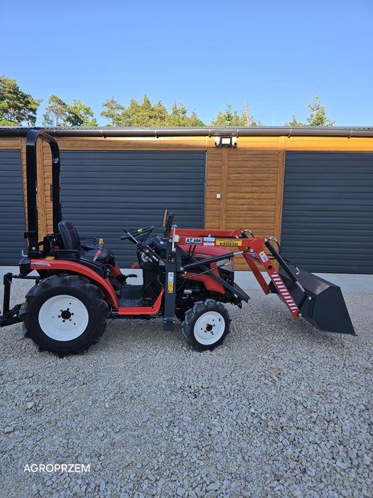 Piękny mini traktorek hinomoto 25km - idealny Gotowy do pracy