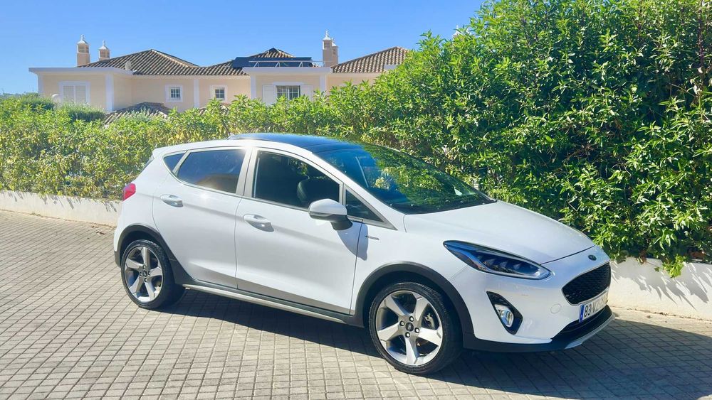 Ford Fiesta Active - 125cv - 56.000km - Full Extras / Full Option