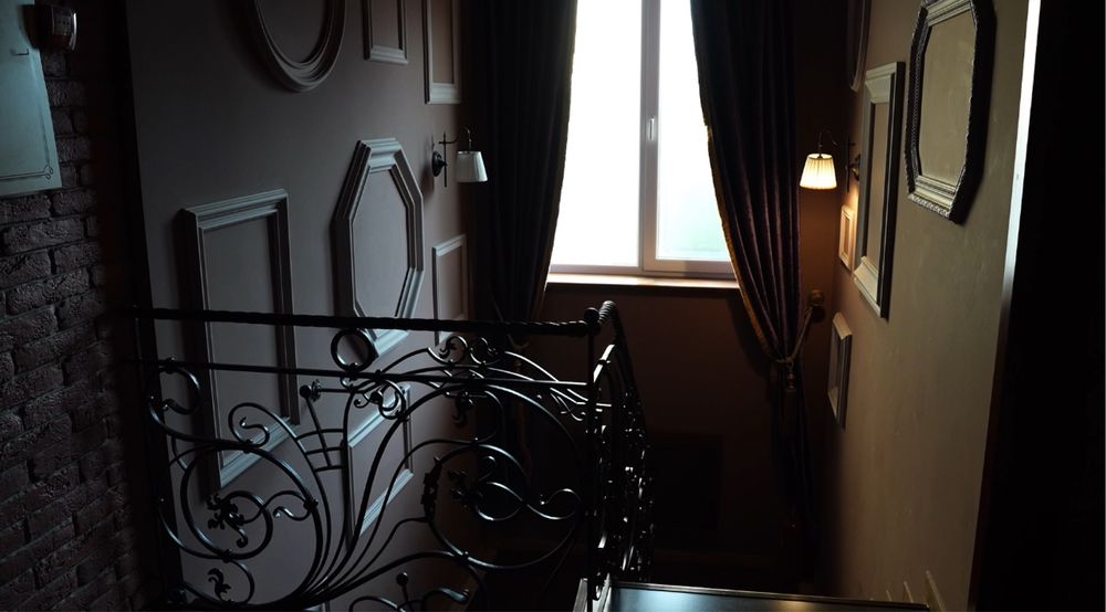 Продам елітний ресторан з добудовою в центрі Ужгорода. Площа 1010 кв.м