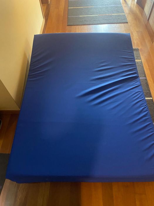 Colchão articulado quase novo