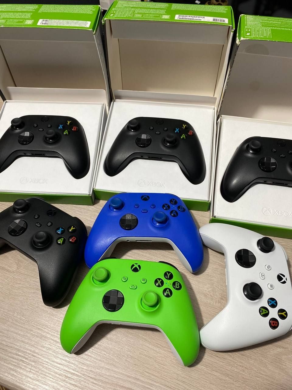 Геймпад Xbox Series типові кольори!
