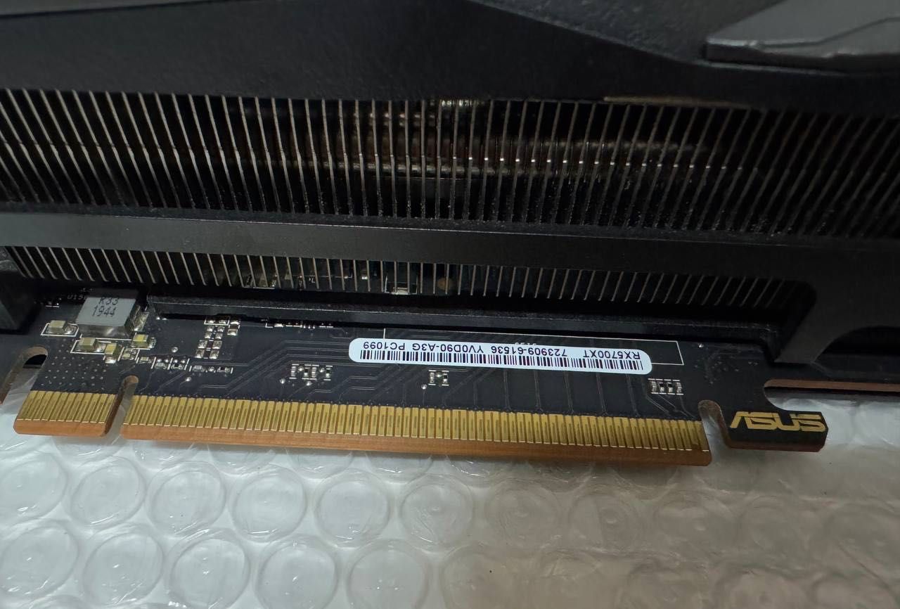 Відеокарта ASUS ROG Strix RX5700XT 8gb