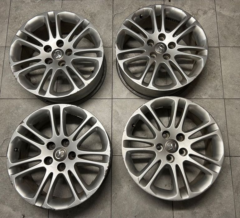 Felgi aluminiowe OPEL INSIGNIA 8 x 18 ET42 5 x 120 13239885