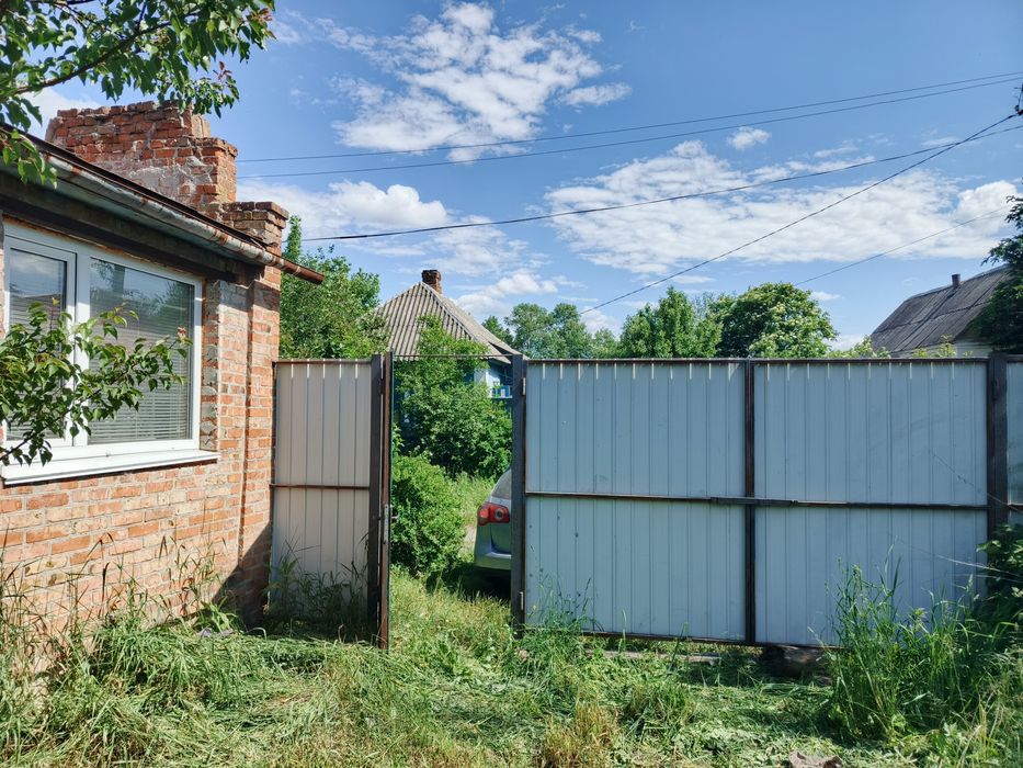 Продам в Білопіллі будинок!