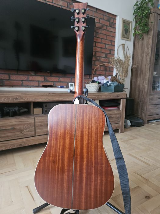 Gitara akustyczna morrison