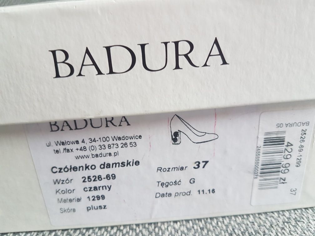 Czółenka na słupku firmy Badura