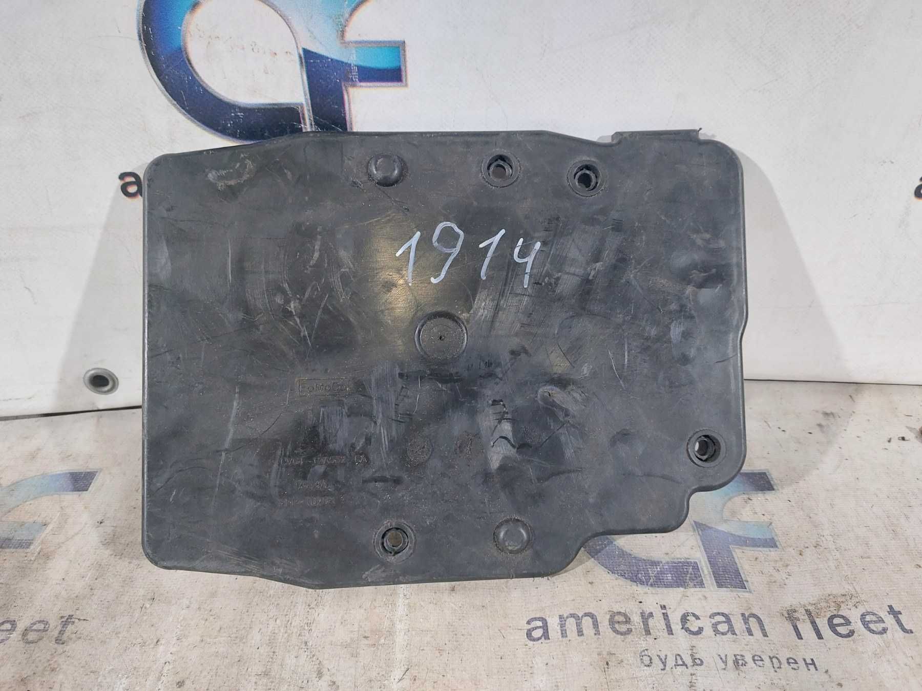 Ford Focus 11-18 Крышка корпуса блока ecu (мозгов) 2.0 / Форд Фокус