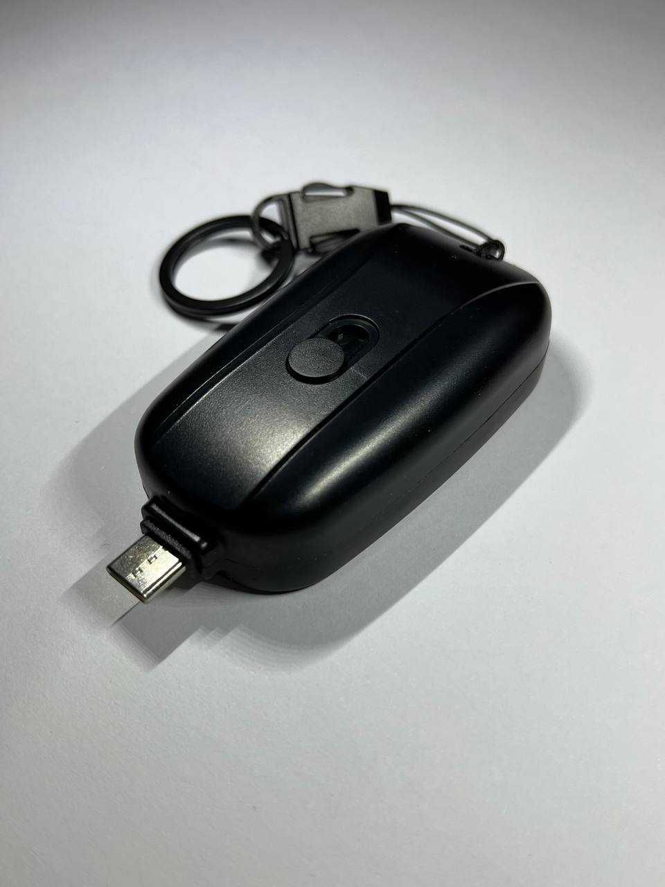 Брелок павербанк + сонячна панель, 1500мАг, Type-C Micro-USB Lightning