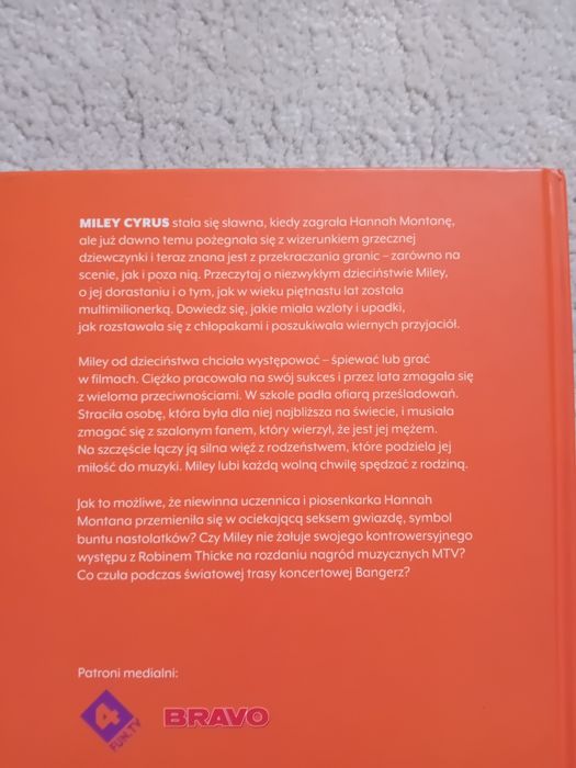 Książka Jazda na Maksa Biografia Miley Cyrus Sarah