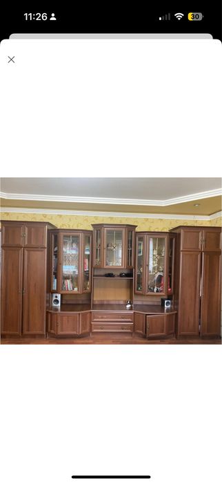 Стінка  для вітальні з двома шкафами для речей