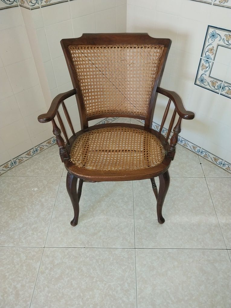 Cadeiras palhinha + outras vintage e contemporâneas