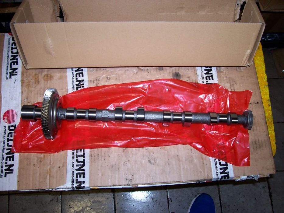 MITSUBISHI L200 2,5DiD(4D56U) - WAŁEK ROZRZĄDU(IN)-NOWY