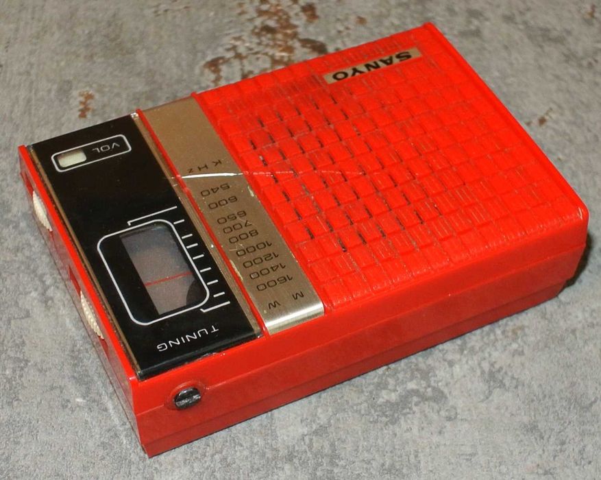 Stare Radio Sanyo + pokrowiec