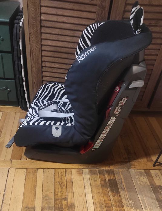 Автокрісло сидіння дитяче Britax Romer King Zebra