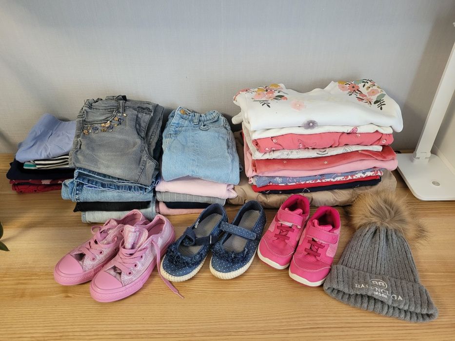 Набір /лот осінніх  речей на дівчинку 3-5 років