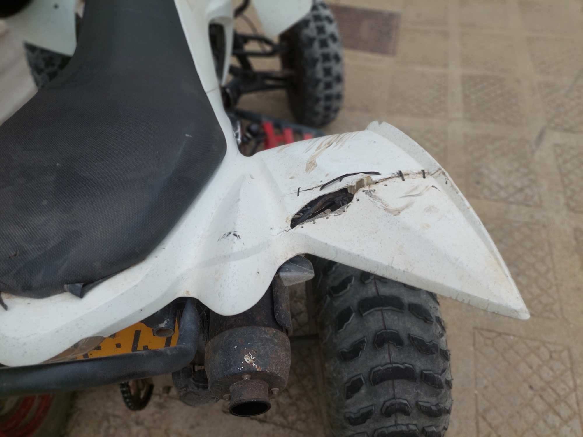 Troco moto 4 por uma mota de duas rodas até 125 a 25