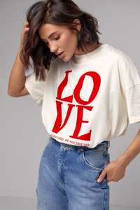 Жіноча Бавовняна футболка з принтом Love