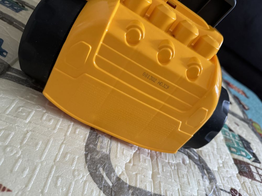 Машинка-конструктор толкатор Mega Bloks CAT