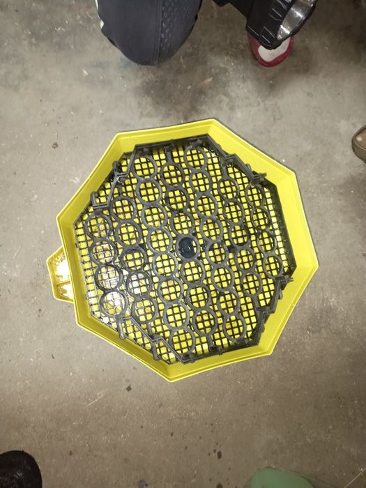 Inkubator półautomatyczny