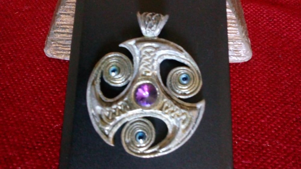 Pendente celta Trefot