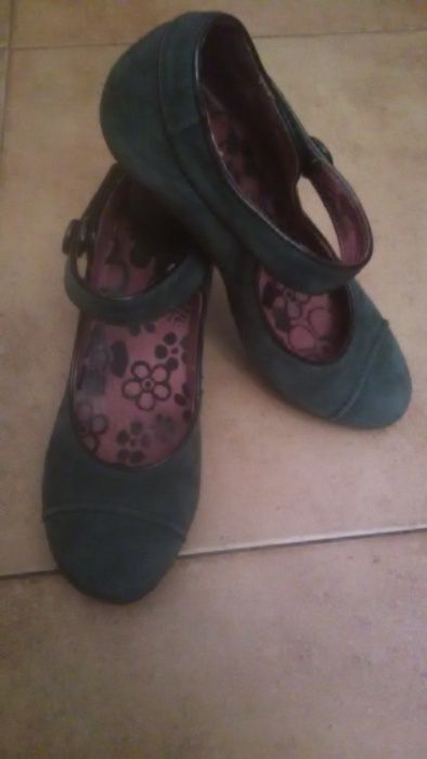 Sapatos Fly camurça