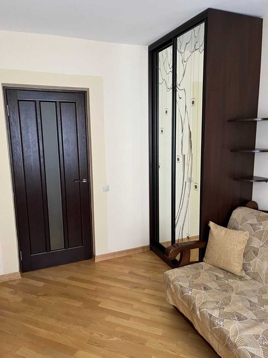 Оренда. вул. Скрипника (Гориня). Сихів. Гарний Ремонт. Паркомісце.