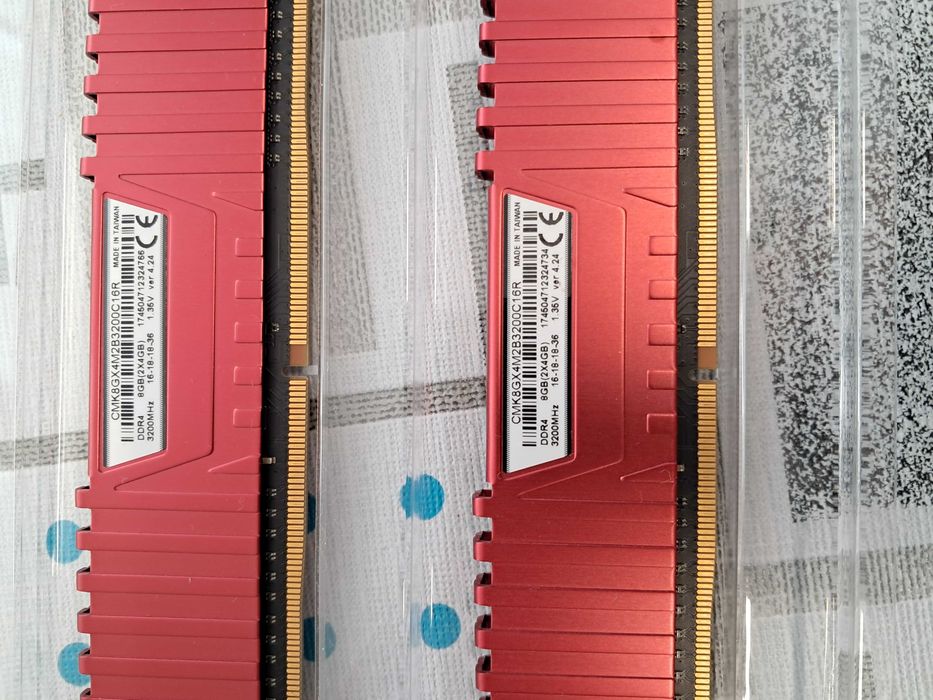 Memória RAM DDR4 3600mhz 2* 2*4GB