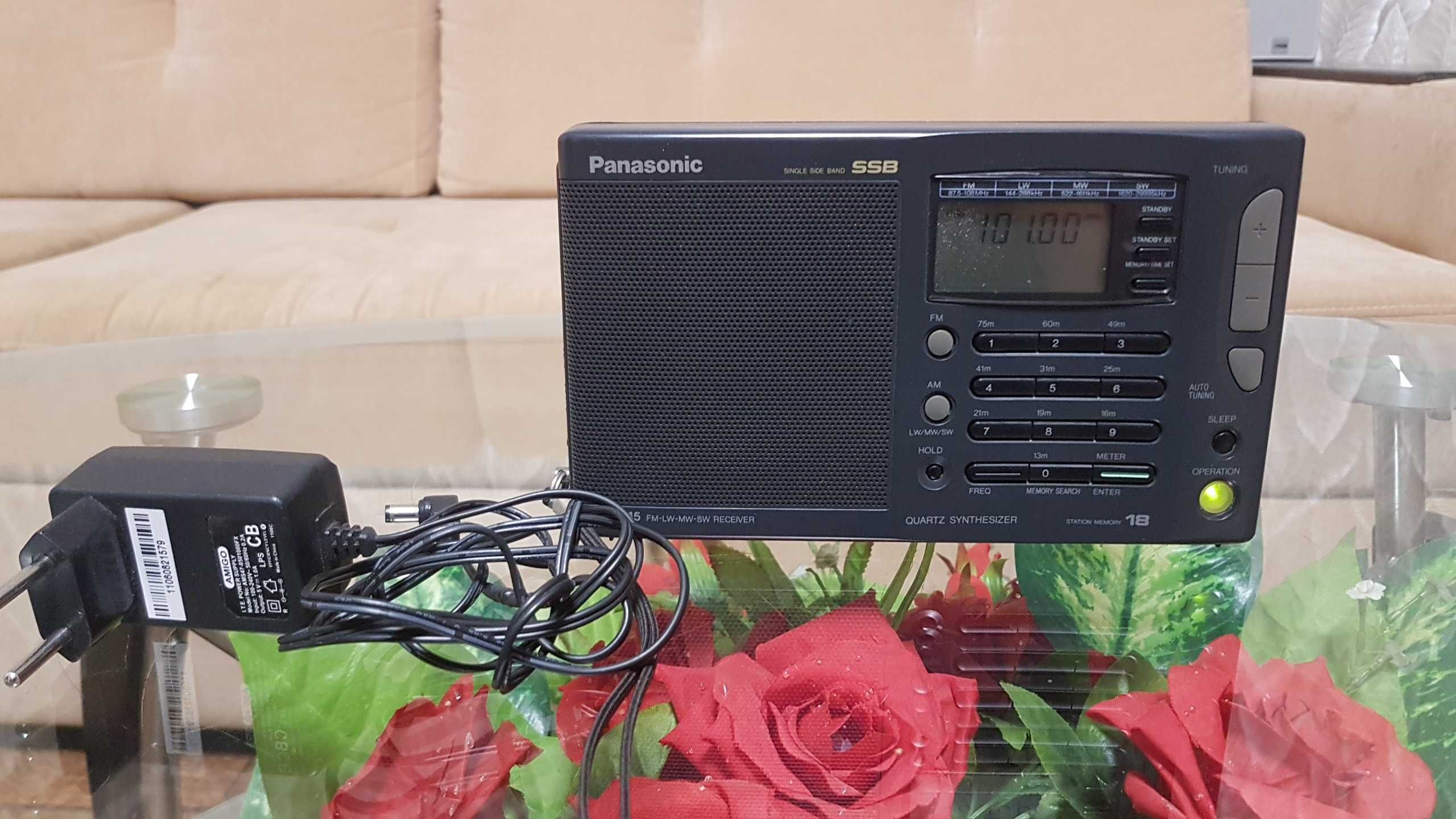 Радио Panasonic RF-B45 FM-LW-MW-SW Receiver made in Japan
