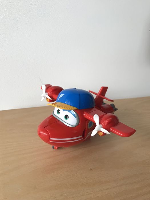 Flip z Super Wings figurka transformująca samolot robot 2w1