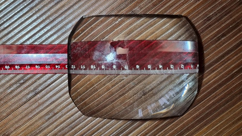 Лупа увеличительная ( линза)