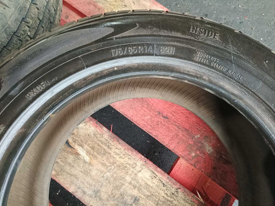 REFP005A 1 Pneu Proxes Cf1 175/65R14 82H